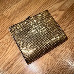 Vintage Duramesh Gold Metal Mesh Rhinestone Double-Kiss‎ Billfold Wallet